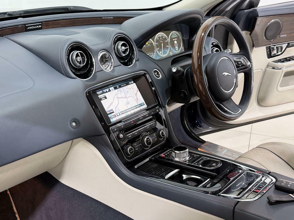 Jaguar XJ 3.0D V6 Portfolio Euro 5 S S Blue #2