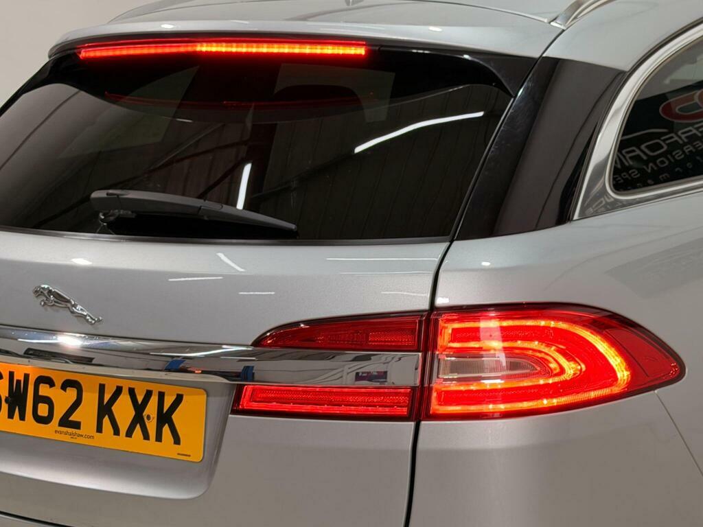 Jaguar XF 3.0D V6 Premium Luxury Grey #31