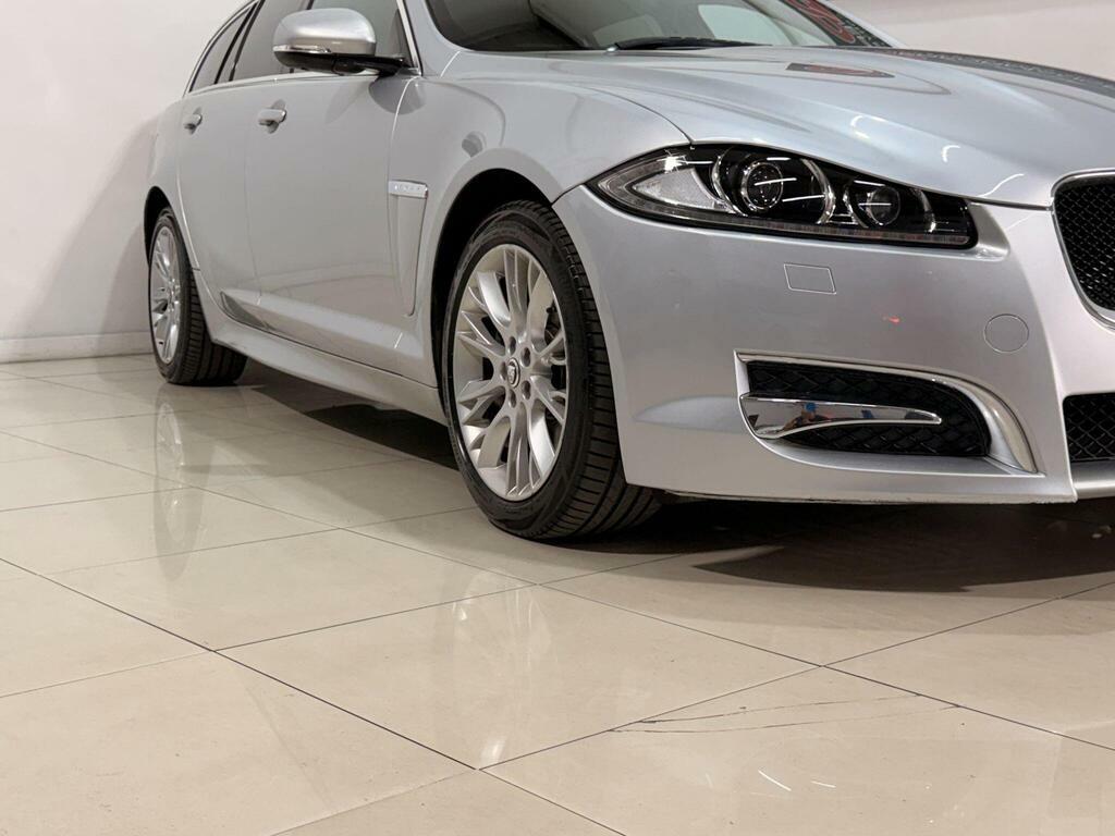 Jaguar XF 3.0D V6 Premium Luxury Grey #19