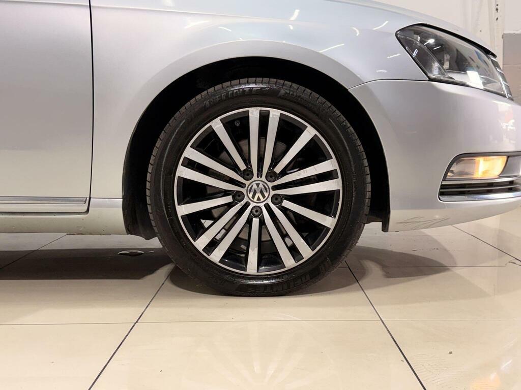 Volkswagen Passat 1.6 Se Tdi Bluemotion Technology 104 Bhp Grey #88