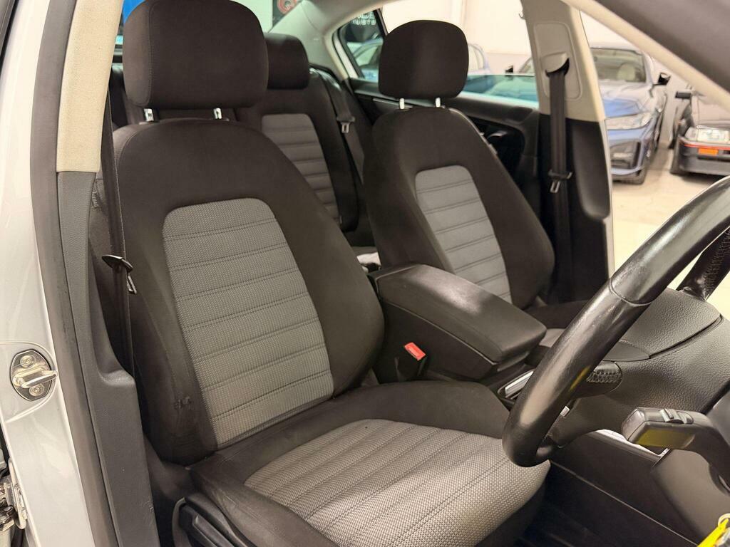Volkswagen Passat 1.6 Se Tdi Bluemotion Technology 104 Bhp Grey #55