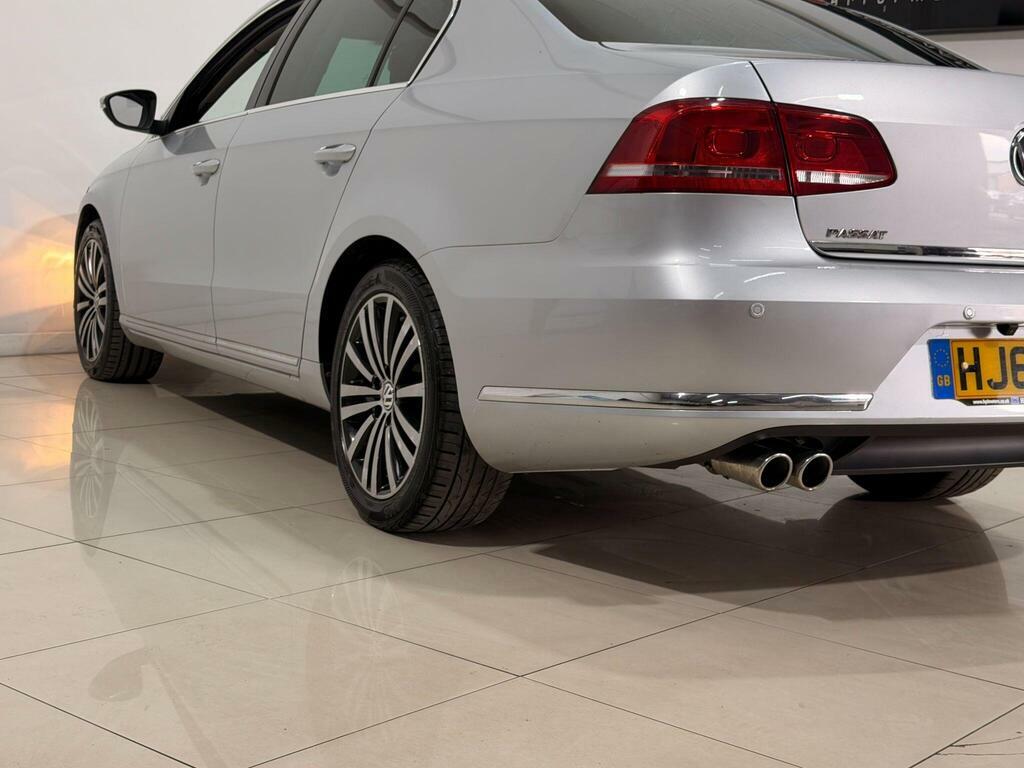 Volkswagen Passat 1.6 Se Tdi Bluemotion Technology 104 Bhp Grey #23