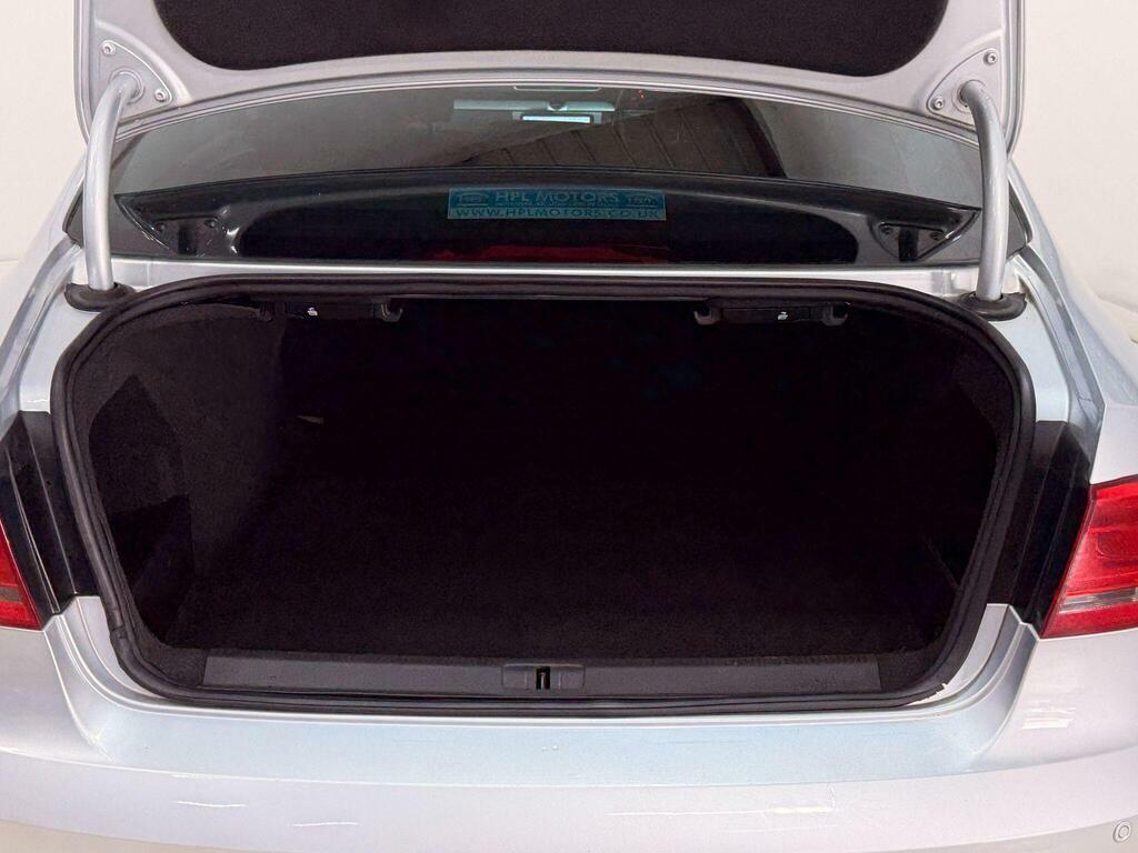 Volkswagen Passat 1.6 Se Tdi Bluemotion Technology 104 Bhp Grey #76