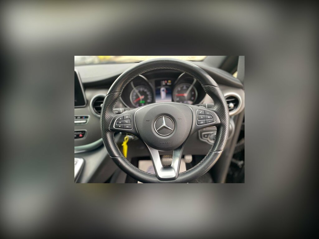 Mercedes-Benz V Class V220d Amg Line Black #13