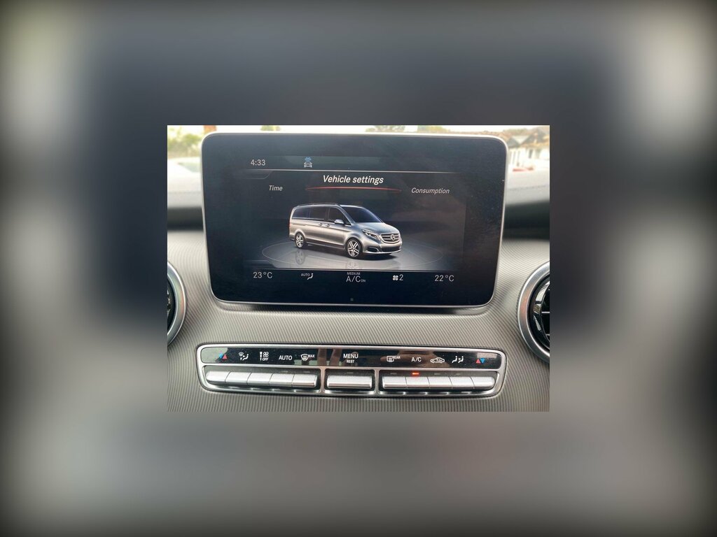Mercedes-Benz V Class V220d Amg Line Black #21