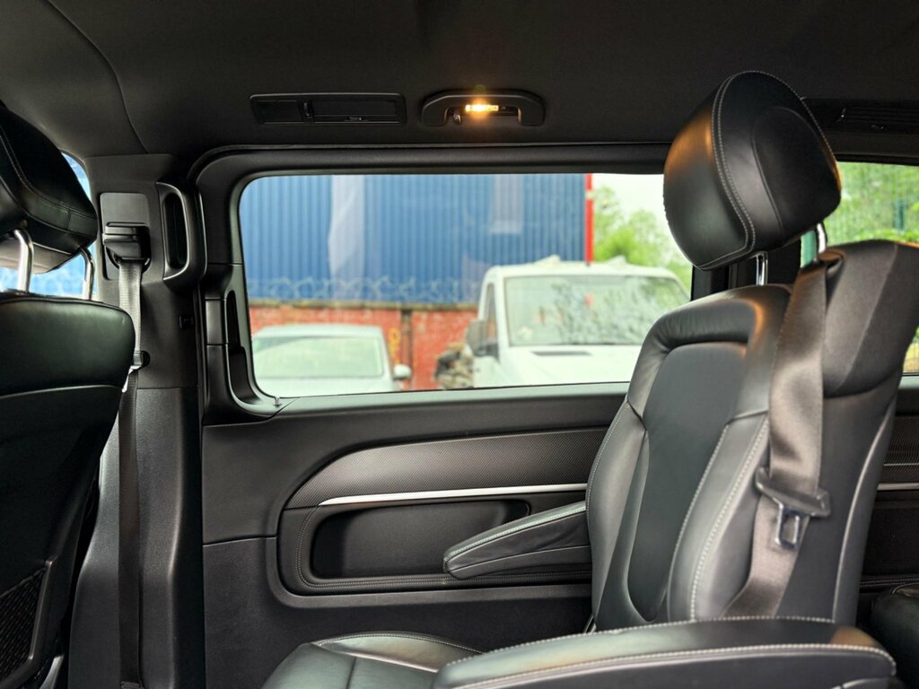 Mercedes-Benz V Class V220 Se Bluetec Black #20