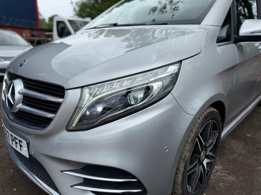 Mercedes-Benz V Class V220 Se Bluetec Black #11