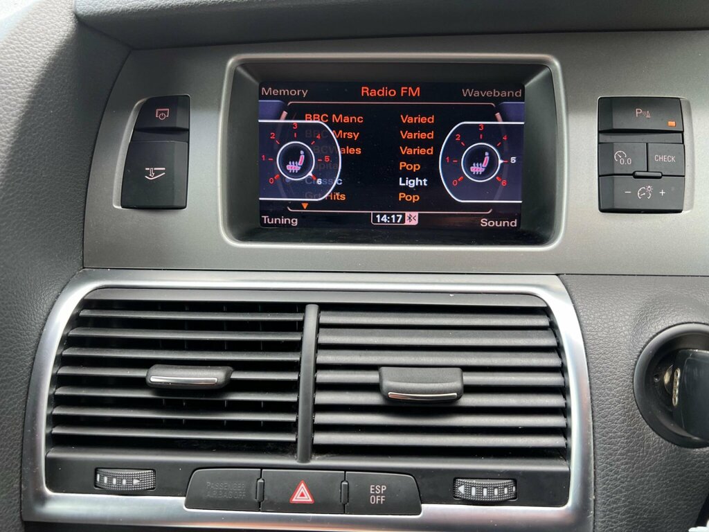 Audi Q7 3.0 Tdi Quattro S Line 240 Bhp Grey #37