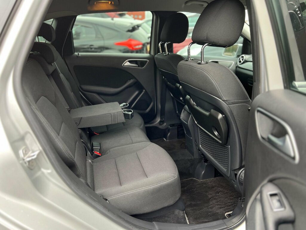 Mercedes-Benz B Class 1.8L Cdi Blueefficiency Se Used Red #12