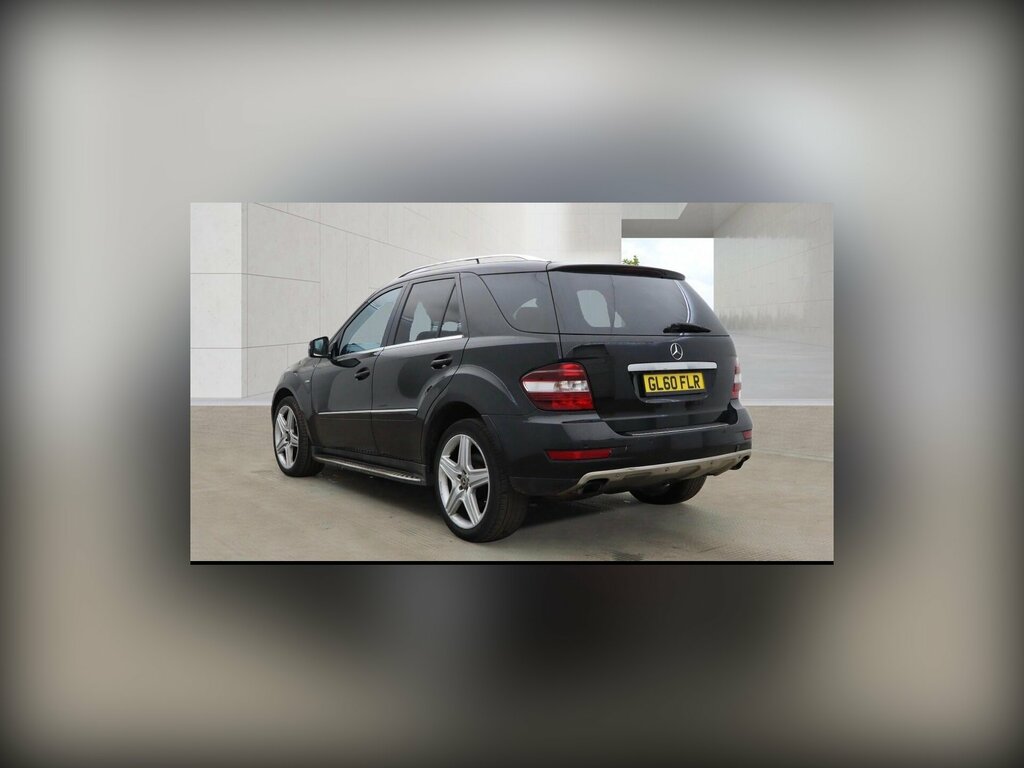 Mercedes-Benz M Class 3.0 Ml300 Cdi V6 Blueefficiency Sport G-tronic 4Wd Black #2
