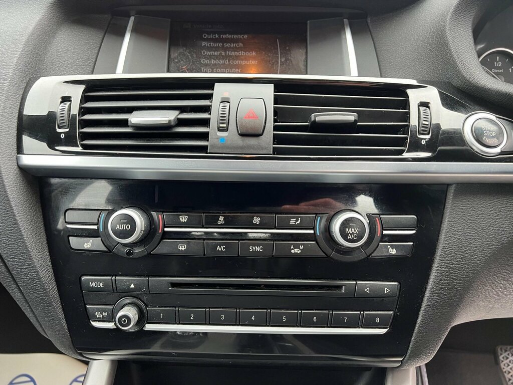 BMW X3 Xdrive20d Se 5-Door Black #16