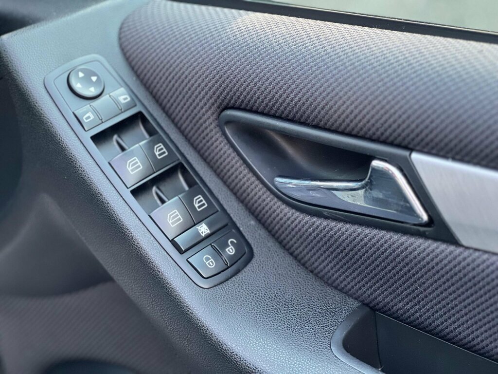 Mercedes-Benz B Class 2.0 B180 Cdi Se Cvt Blue #37