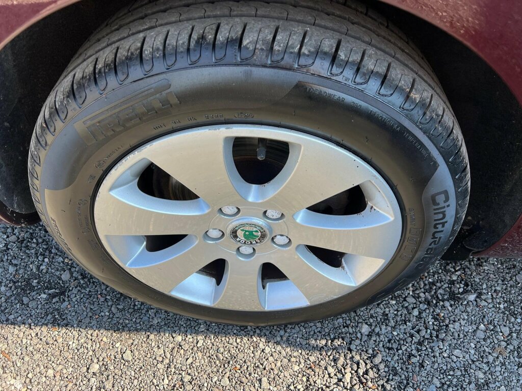 Skoda Superb 2013 2.0 Elegance Tdi Cr Dsg 140 Bhp Grey #23