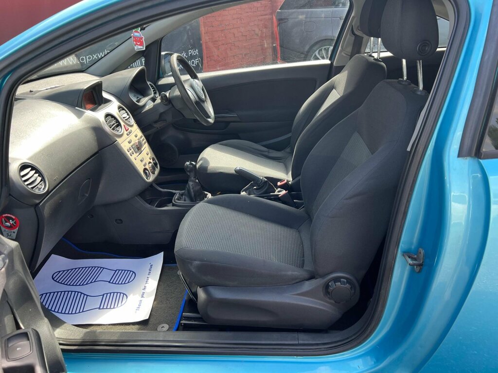 Vauxhall Corsa 1.4L Exclusiv Ac 98 Bhp Blue #26