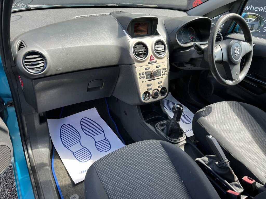 Vauxhall Corsa 1.4L Exclusiv Ac 98 Bhp Blue #11