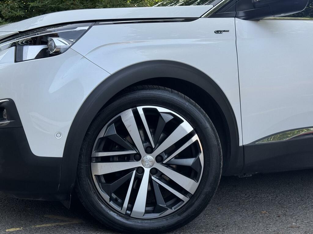 Peugeot 3008 Gt White #5
