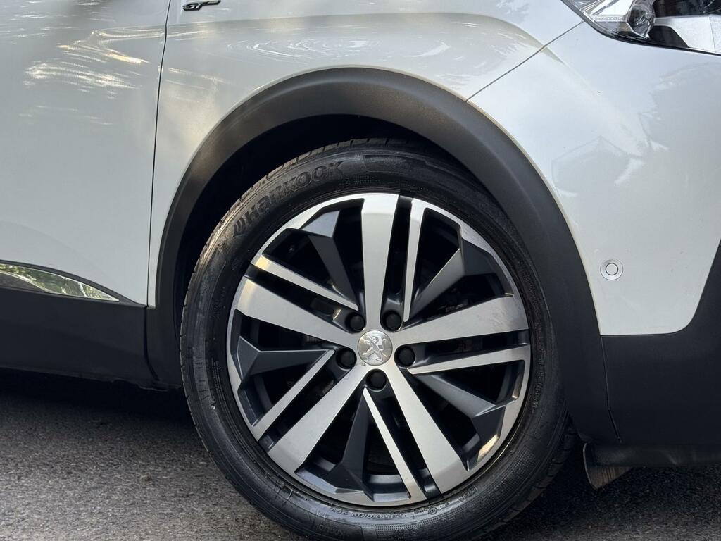 Peugeot 3008 Gt White #6