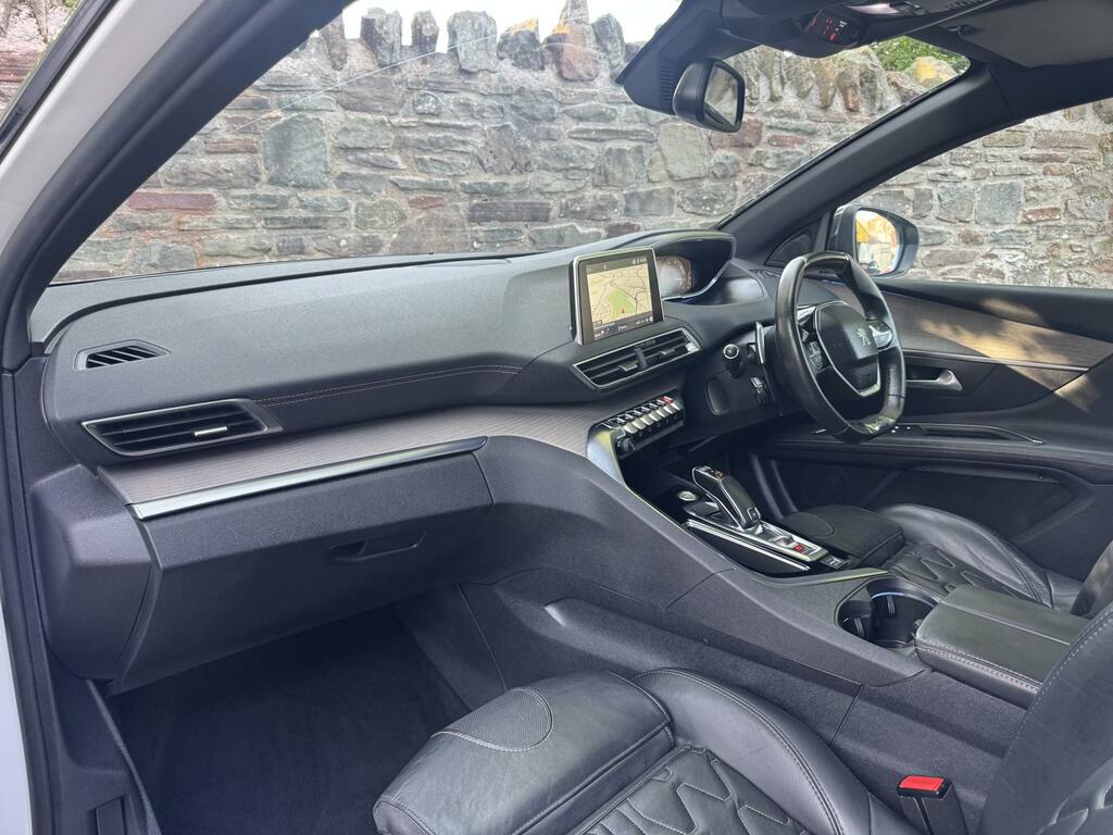 Peugeot 3008 1.2 Puretech Ss Allure 130 Bhp White #14