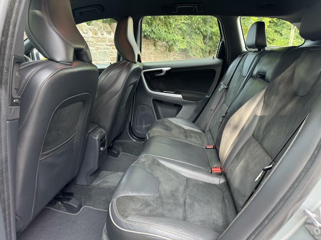 Volvo XC60 4X4 2.4 D5 Se Lux Nav Geartronic Awd Euro 5 2 Silver #25