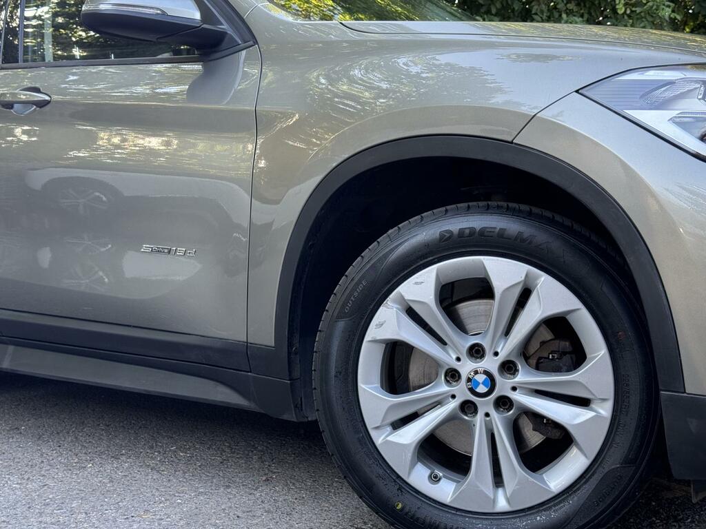 BMW X1 Se Silver #3