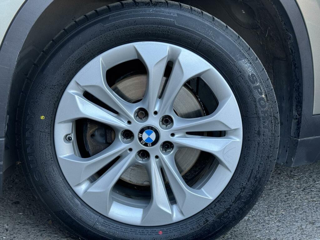 BMW X1 Se Silver #4