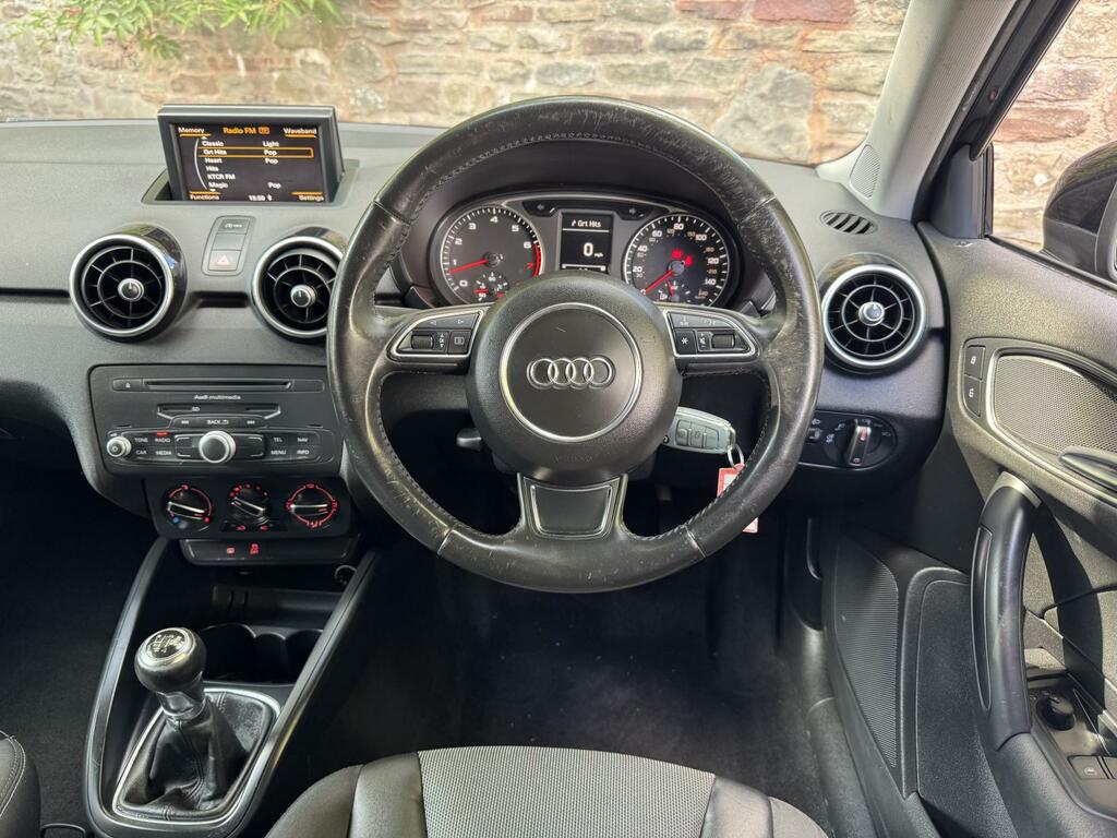 Audi A1 1.4 Tfsi Sport 122 Bhp White #16