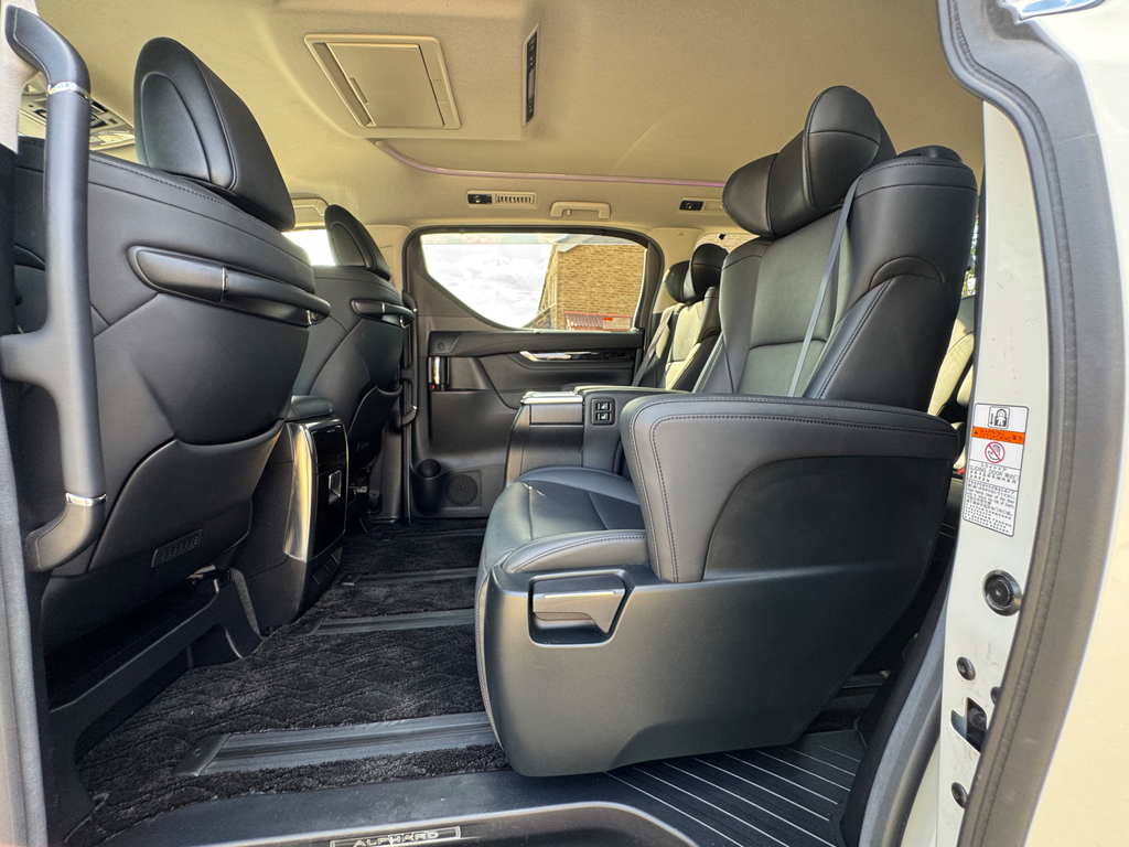 Toyota Alphard Mpv Grey #48