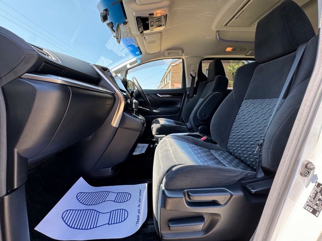 Toyota Vellfire Velfire Black #17