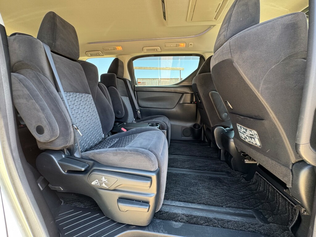 Toyota Vellfire Velfire Black #29