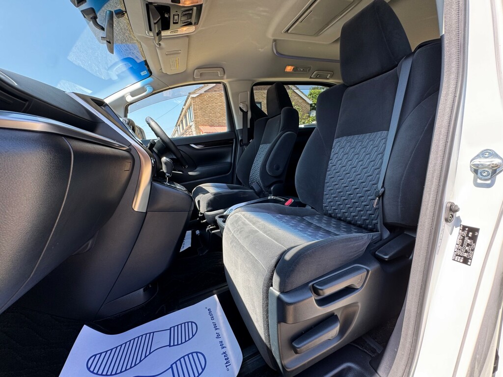Toyota Vellfire Velfire Black #16