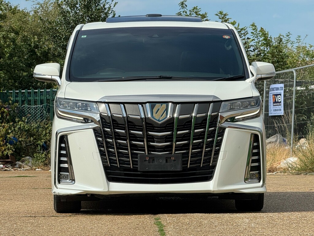 Toyota Alphard Mpv White #2