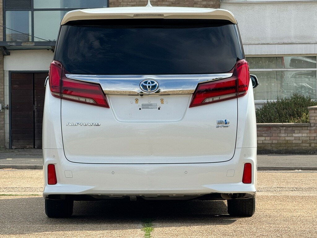 Toyota Alphard Mpv White #5