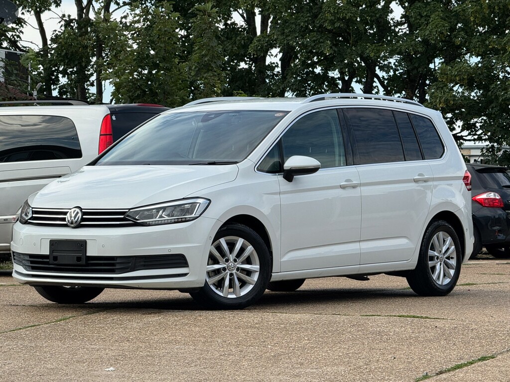 Volkswagen Touran Volkswagen Tourane Tsi Comfort Line 1.4L 7 Seats P White #3