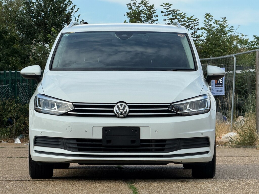 Volkswagen Touran Volkswagen Tourane Tsi Comfort Line 1.4L 7 Seats P White #2