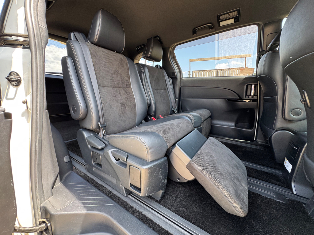 Toyota Estima Aeras Smart Edition 2.4 7 Seats Mpv Ul Brown #30