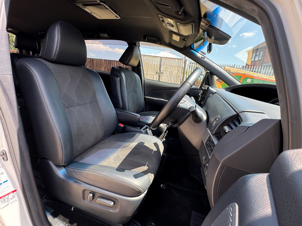 Toyota Estima Aeras Smart Edition 2.4 7 Seats Mpv Ul Brown #13
