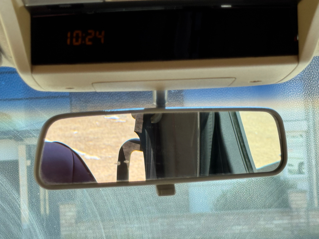 Nissan Elgrand 2.5 Mpv White #63