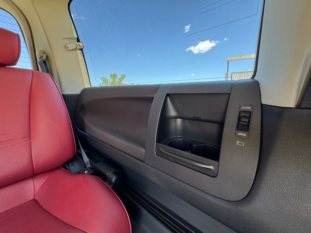 Nissan Elgrand 2.5 Mpv White #33