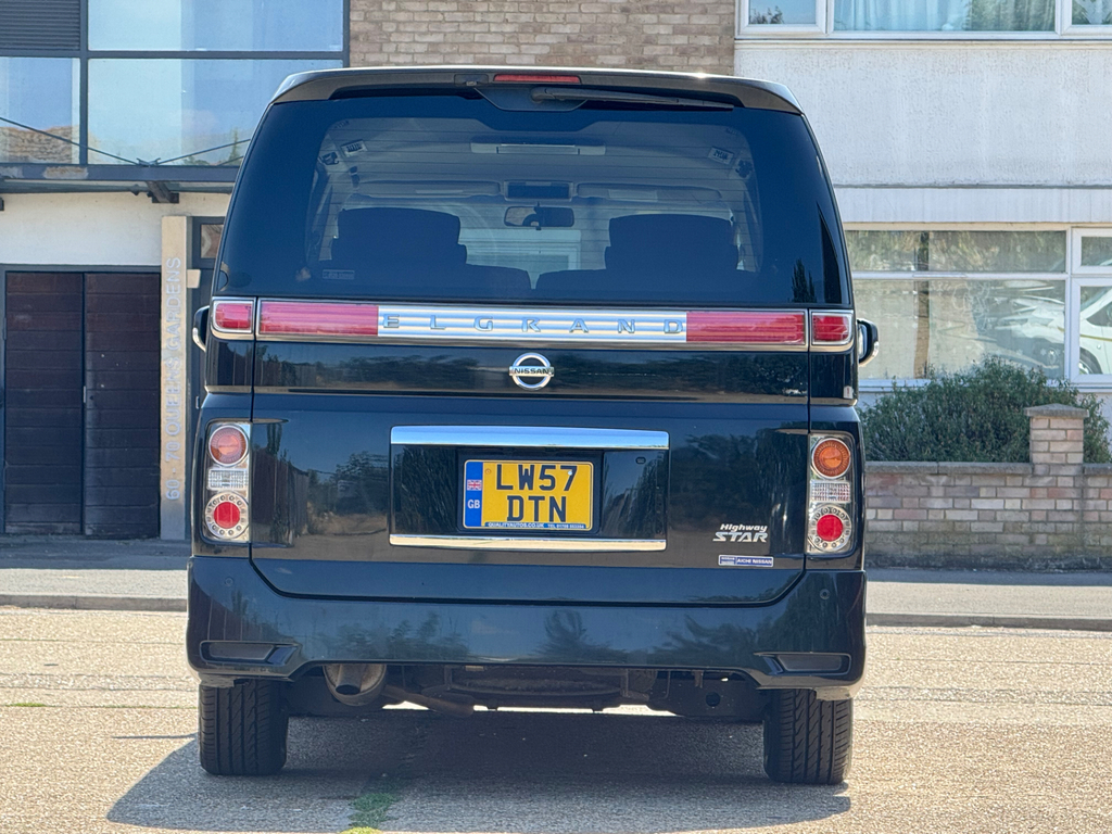 Nissan Elgrand Nissan Elgrand 3.5L 8 Seat 08-57 Ulez Black #5