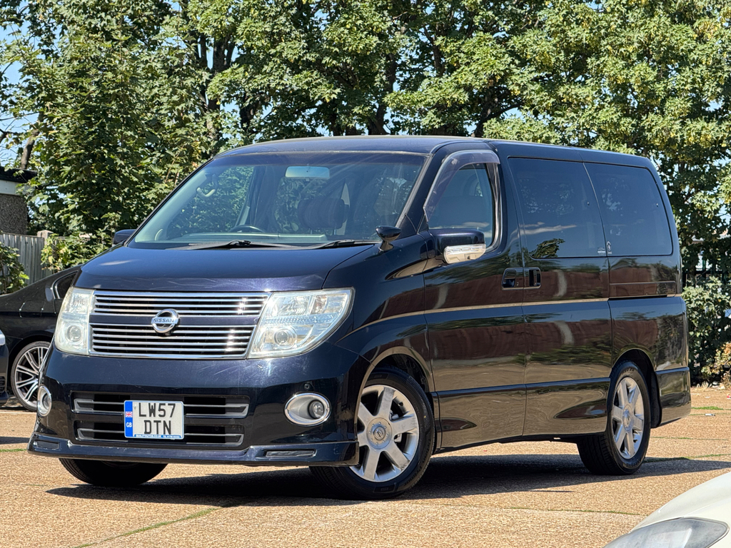 Nissan Elgrand Nissan Elgrand 3.5L 8 Seat 08-57 Ulez Black #3