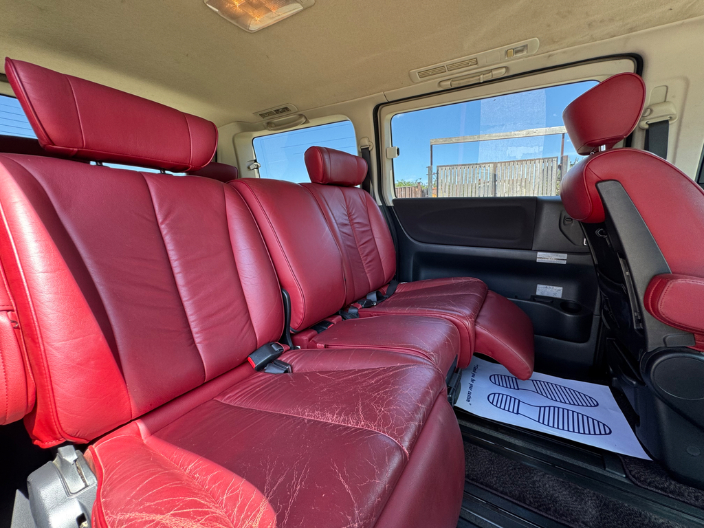 Nissan Elgrand 2.5 Mpv White #25