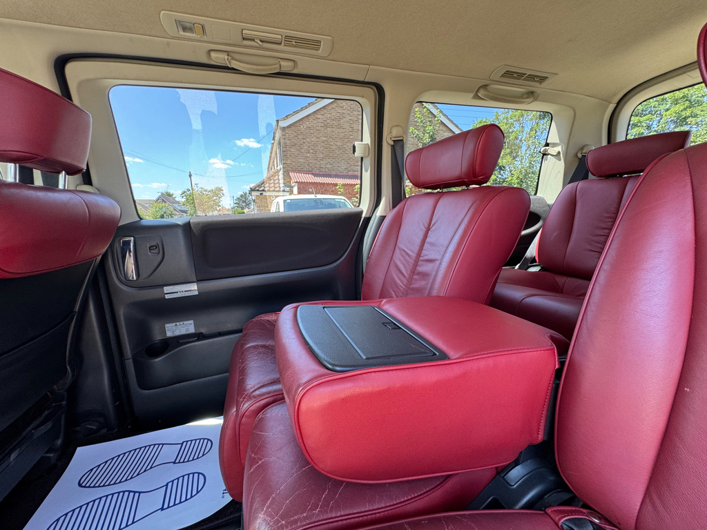 Nissan Elgrand 2.5 Mpv White #20