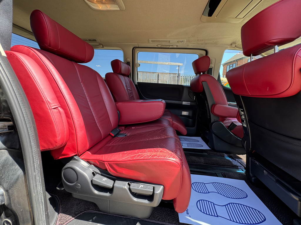 Nissan Elgrand 2.5 Mpv White #22