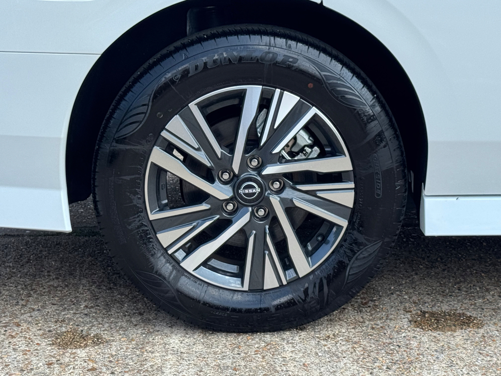 Nissan Serena 2014 Model 8 White #71