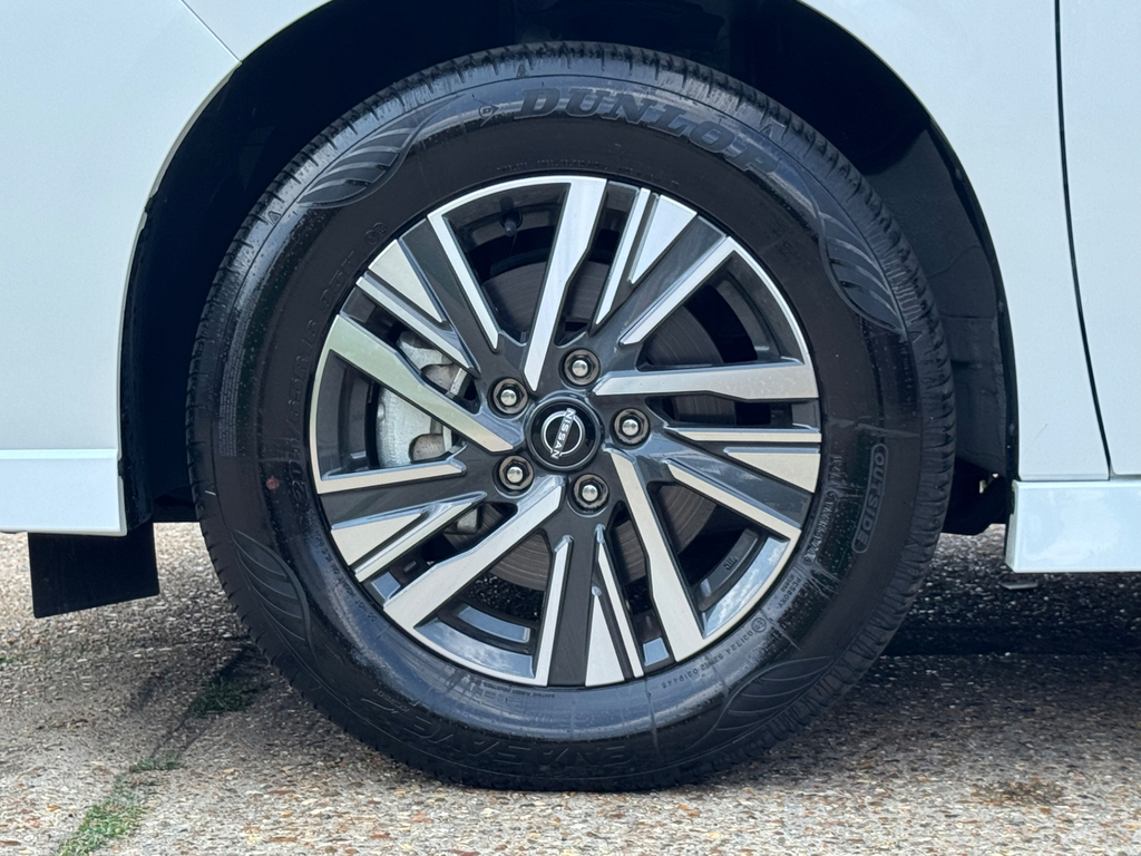 Nissan Serena 2014 Model 8 White #73