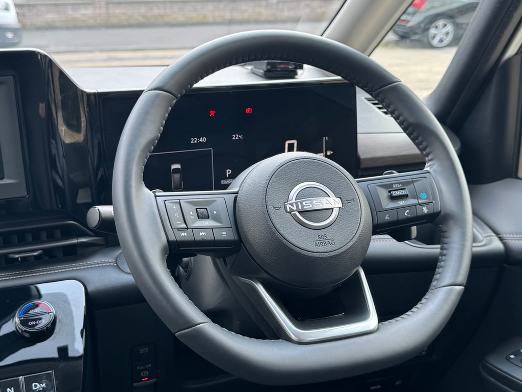 Nissan Serena 2014 Model 8 White #36
