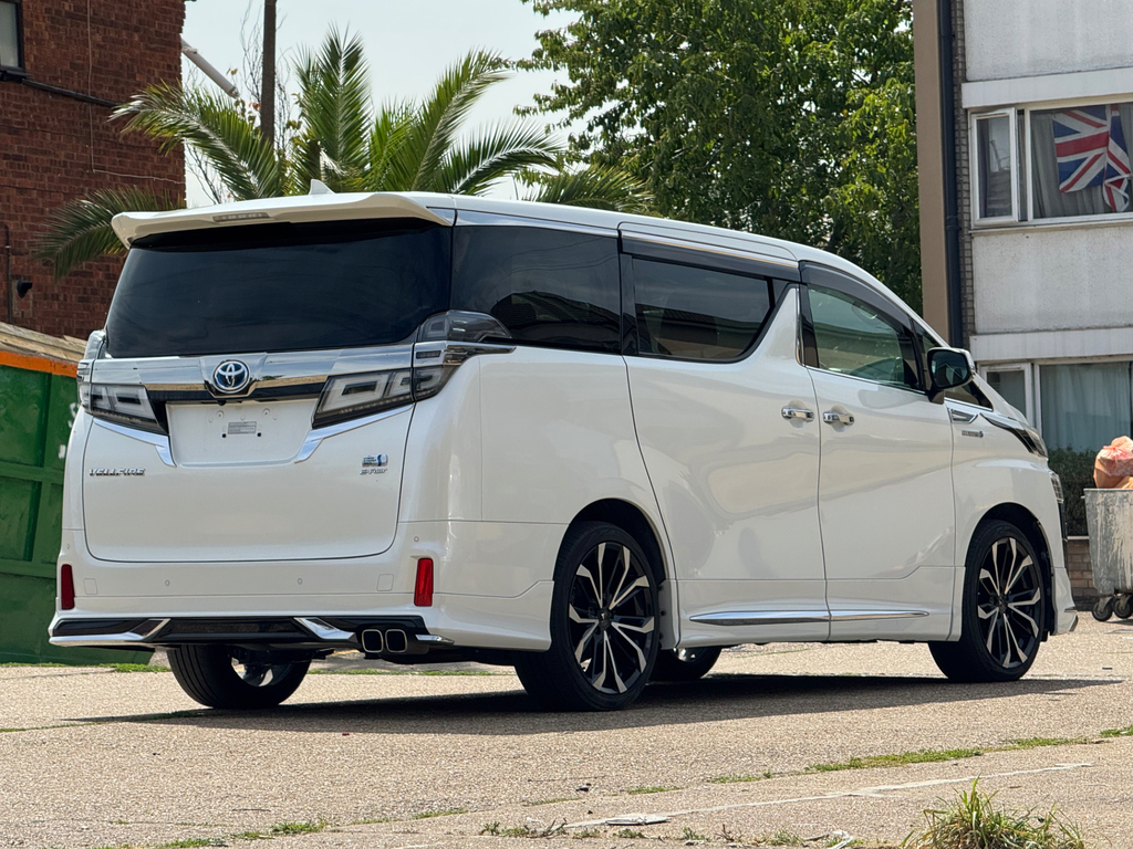 Toyota Vellfire Toyota Vellfire Zr Hybrid 2.5L 7Seat,ulez,67- White #6