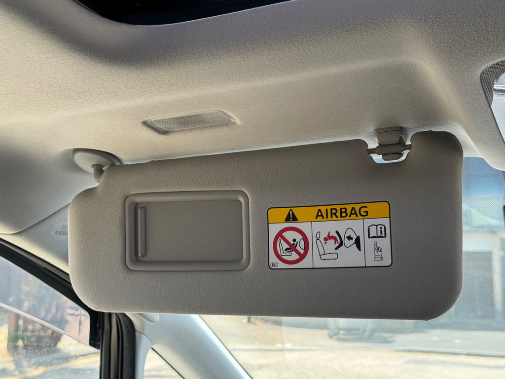 Toyota Vellfire Mpv 2.5X 8 Seats 201867 White #71