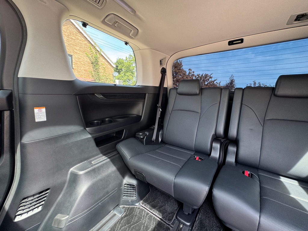 Toyota Vellfire Mpv 2.5X 8 Seats 201867 White #63