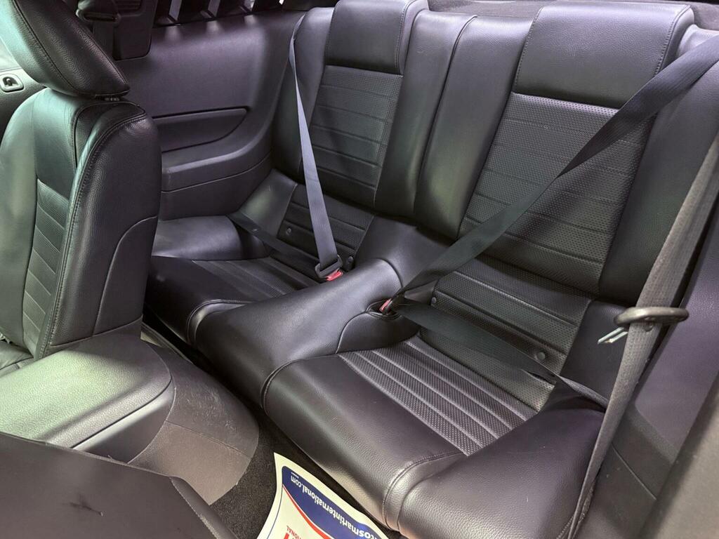 Ford Mustang 4.0 Black #51
